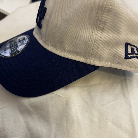 Los Angeles Dodger Adjustable Hat New Era Brand Major League Baseball Cap New - Picture 3 of 10